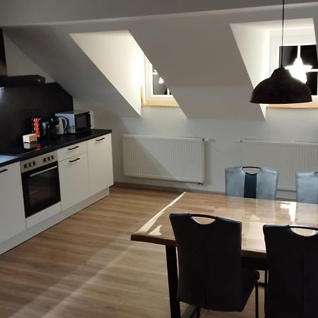 Apartman Albreit 3 ヤーヒモフ エクステリア 写真